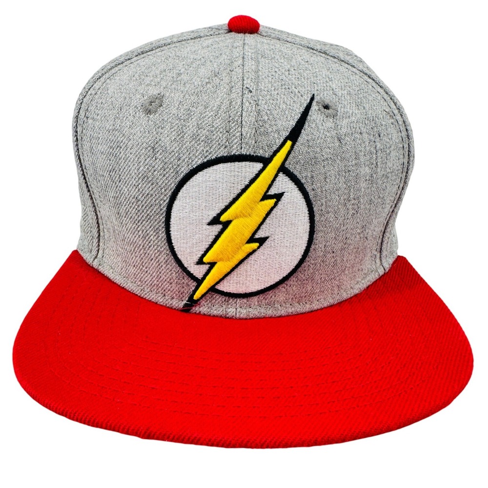 DC Comics The Flash Snapback Hat Mens OSFM Grey Red Flat Brim Embroidered Cap